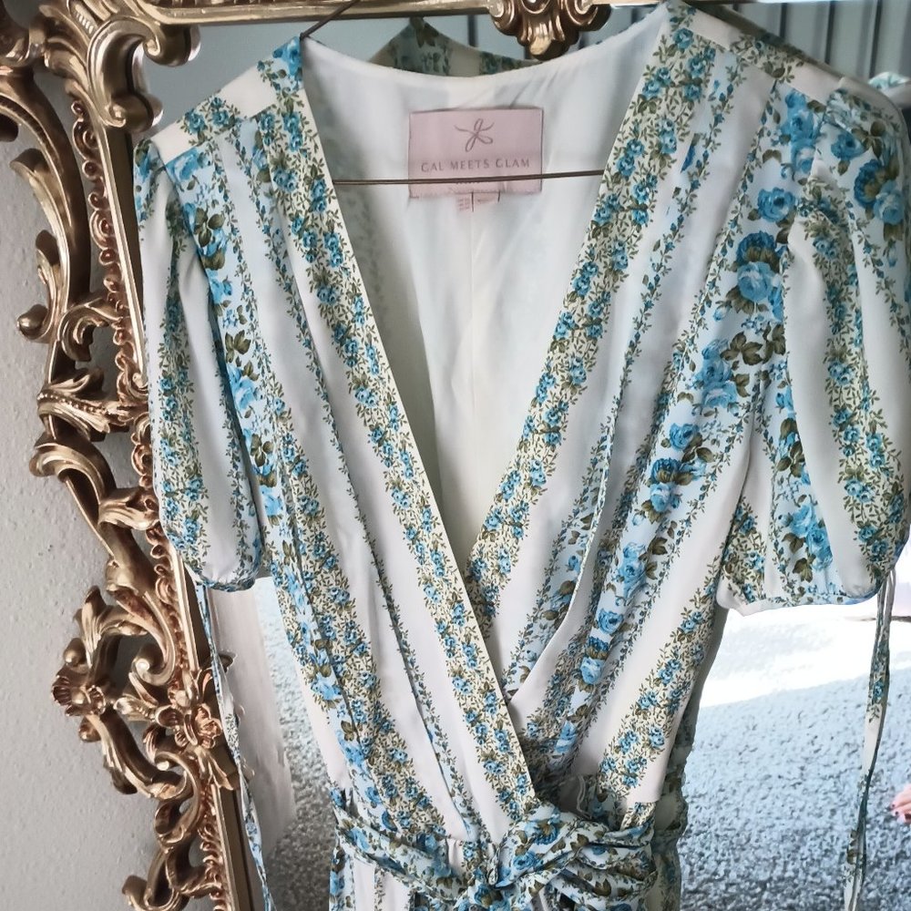 Gal Meets Glam Floral Blue and White Dress